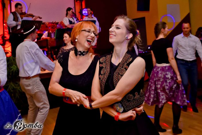Ľudovky Tanec Bratislava La Fiesta, fotograf Lindia.sk Linda Kisková Bohusová